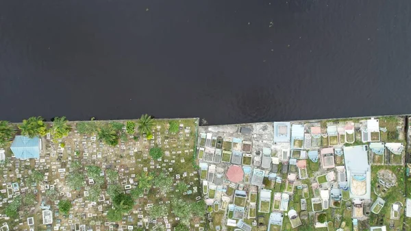 Miri Şehri 'nin ünlü plajları, nehirleri, şehirleri ve manzaralı çevresiyle Landmark ve Turist Çekim alanları