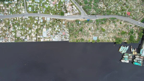 Miri Şehri 'nin ünlü plajları, nehirleri, şehirleri ve manzaralı çevresiyle Landmark ve Turist Çekim alanları