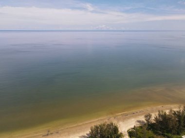 Miri Şehri 'nin ünlü plajları, nehirleri, şehirleri ve manzaralı çevresiyle Landmark ve Turist Çekim alanları