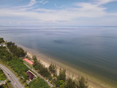 Miri Şehri 'nin ünlü plajları, nehirleri, şehirleri ve manzaralı çevresiyle Landmark ve Turist Çekim alanları