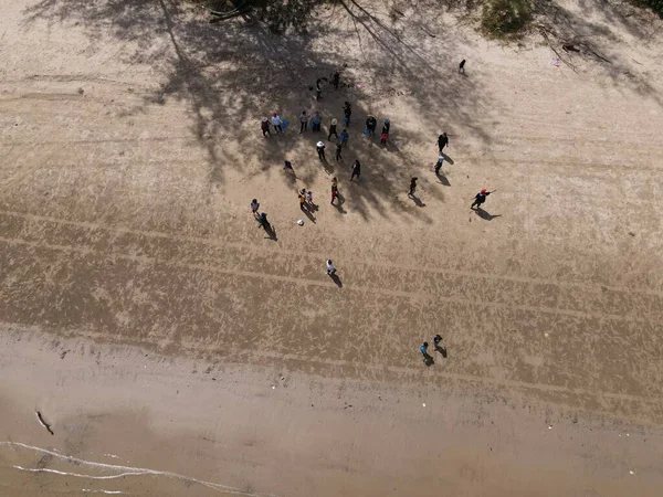 Miri Şehri 'nin ünlü plajları, nehirleri, şehirleri ve manzaralı çevresiyle Landmark ve Turist Çekim alanları