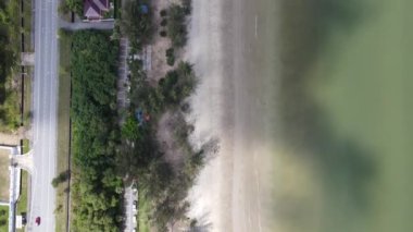 Miri Şehri 'nin ünlü plajları, nehirleri, şehirleri ve manzaralı çevresiyle Landmark ve Turist Çekim alanları