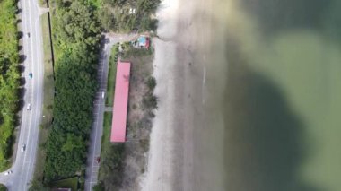 Miri Şehri 'nin ünlü plajları, nehirleri, şehirleri ve manzaralı çevresiyle Landmark ve Turist Çekim alanları