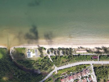 Miri Şehri 'nin ünlü plajları, nehirleri, şehirleri ve manzaralı çevresiyle Landmark ve Turist Çekim alanları