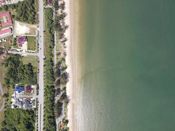 Miri Şehri 'nin ünlü plajları, nehirleri, şehirleri ve manzaralı çevresiyle Landmark ve Turist Çekim alanları