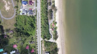 Miri Şehri 'nin ünlü plajları, nehirleri, şehirleri ve manzaralı çevresiyle Landmark ve Turist Çekim alanları