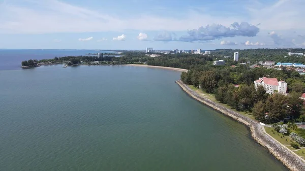 Miri Şehri 'nin ünlü plajları, nehirleri, şehirleri ve manzaralı çevresiyle Landmark ve Turist Çekim alanları