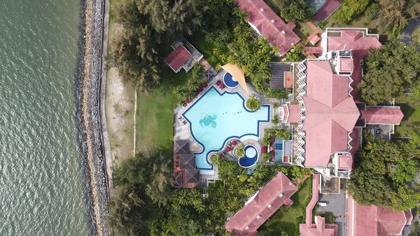 Miri Şehri 'nin ünlü plajları, nehirleri, şehirleri ve manzaralı çevresiyle Landmark ve Turist Çekim alanları