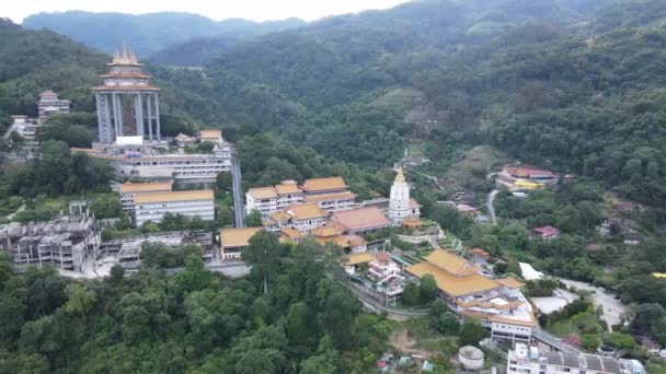 Georgetown Penang Malaysia Maj 2022 Kek Lok Temple Bergstopp Tempel — Stockvideo