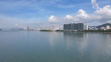 Georgetown, Penang Malezya - 18 Mayıs 2022: Penang Adası 'nın Georgetown şehrini Butterworth şehrine bağlayan ikonik uzun köprü.