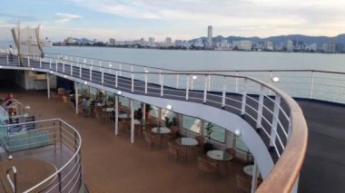 Georgetown, Penang Malezya - 19 Mayıs 2022: Penang Adası etrafında Ege Cenneti Gemisi ile bir gezi