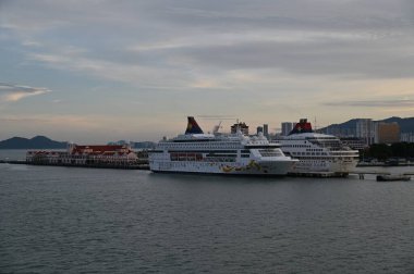 Georgetown, Penang Malezya - 19 Mayıs 2022: Penang Adası etrafında Ege Cenneti Gemisi ile bir gezi