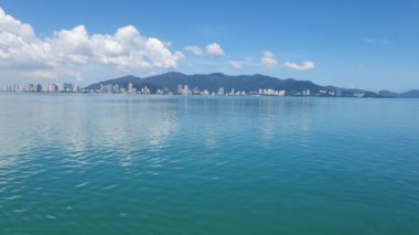 Georgetown, Penang Malezya - 19 Mayıs 2022: Penang Adası etrafında Ege Cenneti Gemisi ile bir gezi