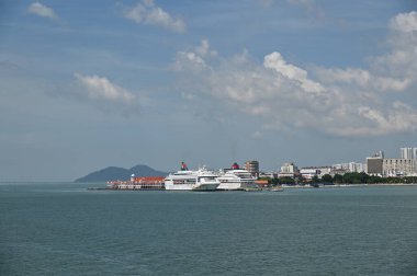 Georgetown, Penang Malezya - 19 Mayıs 2022: Penang Adası etrafında Ege Cenneti Gemisi ile bir gezi