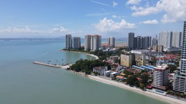 Georgetown, Penang Malezya - 20 Mayıs 2022: The Straits Quay, Landmark Binaları ve Köyleri