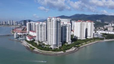 Georgetown, Penang Malezya - 20 Mayıs 2022: The Straits Quay, Landmark Binaları ve Köyleri