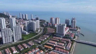 Georgetown, Penang Malezya - 20 Mayıs 2022: The Straits Quay, Landmark Binaları ve Köyleri