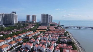 Georgetown, Penang Malezya - 20 Mayıs 2022: The Straits Quay, Landmark Binaları ve Köyleri