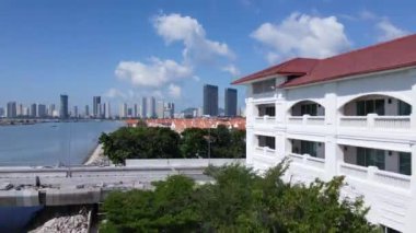 Georgetown, Penang Malezya - 20 Mayıs 2022: The Straits Quay, Landmark Binaları ve Köyleri