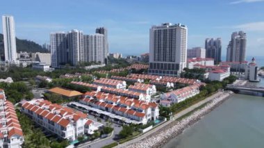 Georgetown, Penang Malezya - 20 Mayıs 2022: The Straits Quay, Landmark Binaları ve Köyleri