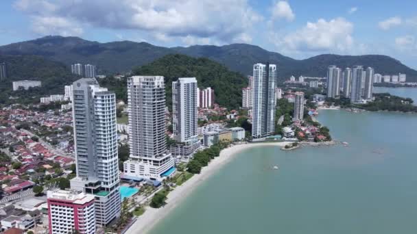 马来西亚槟城 2022年5月20日 海峡码头 地标建筑和周边村庄 — 图库视频影像