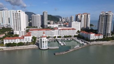 Georgetown, Penang Malezya - 20 Mayıs 2022: The Straits Quay, Landmark Binaları ve Köyleri