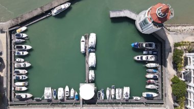 Georgetown, Penang Malezya - 20 Mayıs 2022: The Straits Quay, Landmark Binaları ve Köyleri