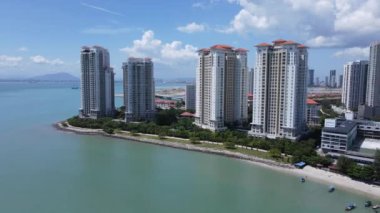 Georgetown, Penang Malezya - 20 Mayıs 2022: The Straits Quay, Landmark Binaları ve Köyleri