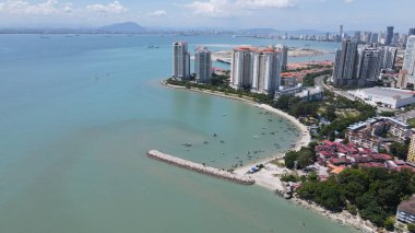 Georgetown, Penang Malezya - 20 Mayıs 2022: The Straits Quay, Landmark Binaları ve Köyleri