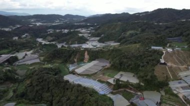 Cameron Highlands, Pahang Malezya 30 Mayıs 2022: Malezya 'nın Cameron Highlands Alanı içindeki Brinchang Bölgesinin Genel Manzarası