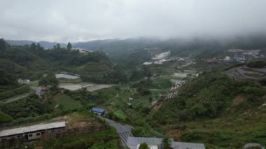 Cameron Highlands, Pahang Malezya 30 Mayıs 2022: Malezya 'nın Cameron Highlands Alanı içindeki Brinchang Bölgesinin Genel Manzarası