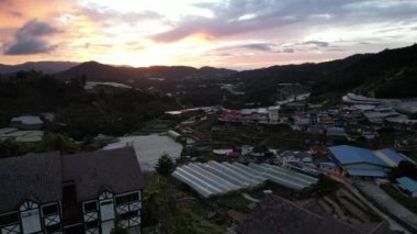 Cameron Highlands, Pahang Malezya 30 Mayıs 2022: Malezya 'nın Cameron Highlands Alanı içindeki Brinchang Bölgesinin Genel Manzarası