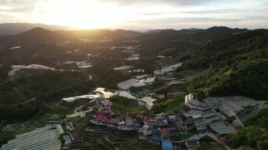 Cameron Highlands, Pahang Malezya 30 Mayıs 2022: Malezya 'nın Cameron Highlands Alanı içindeki Brinchang Bölgesinin Genel Manzarası