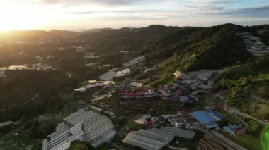 Cameron Highlands, Pahang Malezya 30 Mayıs 2022: Malezya 'nın Cameron Highlands Alanı içindeki Brinchang Bölgesinin Genel Manzarası