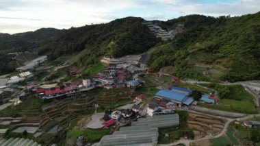 Cameron Highlands, Pahang Malezya 30 Mayıs 2022: Malezya 'nın Cameron Highlands Alanı içindeki Brinchang Bölgesinin Genel Manzarası
