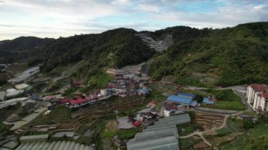 Cameron Highlands, Pahang Malezya 30 Mayıs 2022: Malezya 'nın Cameron Highlands Alanı içindeki Brinchang Bölgesinin Genel Manzarası
