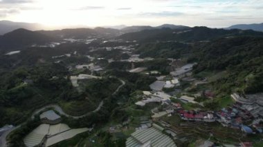 Cameron Highlands, Pahang Malezya 30 Mayıs 2022: Malezya 'nın Cameron Highlands Alanı içindeki Brinchang Bölgesinin Genel Manzarası