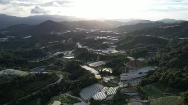 Cameron Highlands, Pahang Malezya 30 Mayıs 2022: Malezya 'nın Cameron Highlands Alanı içindeki Brinchang Bölgesinin Genel Manzarası