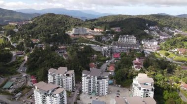 Cameron Highlands, Pahang Malezya 30 Mayıs 2022: Malezya 'nın Cameron Highlands Alanı içindeki Brinchang Bölgesinin Genel Manzarası