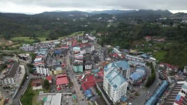 Cameron Highlands, Pahang Malezya 30 Mayıs 2022: Malezya 'nın Cameron Highlands Alanı içindeki Brinchang Bölgesinin Genel Manzarası