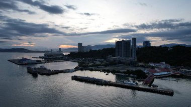 Kota Kinabalu, Sabah Malezya 14 Haziran 2022: Kota Kinabalu Şehir Merkezi Rıhtım ve Kordon Bölgesi