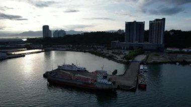 Kota Kinabalu, Sabah Malezya 14 Haziran 2022: Kota Kinabalu Şehir Merkezi Rıhtım ve Kordon Bölgesi