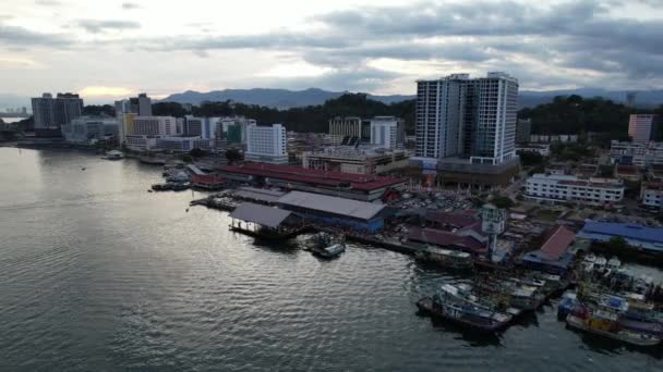 Manukan Mamutik和Sapi Kota Kinabalu Sabah Malaysia群岛内的海滩景观 — 图库视频影像