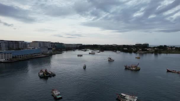 Manukan Mamutik Sapi Kota Kinabalu Sabah Malezya Sahili — Stok video