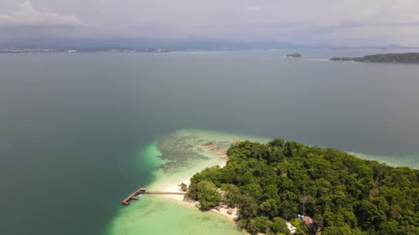 Paisaje Junto Playa Dentro Las Islas Manukan Mamutik Sapi Kota — Vídeos de Stock