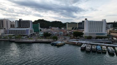 Kota Kinabalu, Sabah Malezya 14 Haziran 2022: Kota Kinabalu Şehir Merkezi Rıhtım ve Kordon Bölgesi