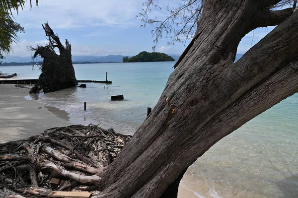 Paisaje Junto Playa Dentro Las Islas Manukan Mamutik Sapi Kota — Foto de Stock