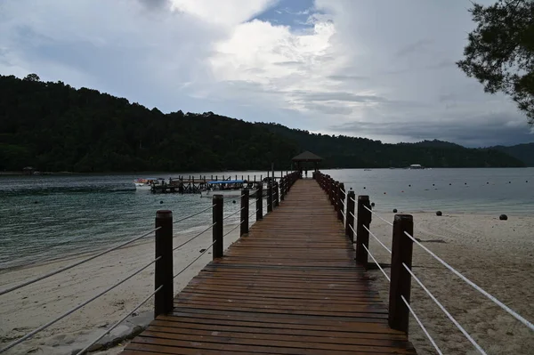 Manukan Mamutik和Sapi Kota Kinabalu Sabah Malaysia群岛内的海滩景观 — 图库照片
