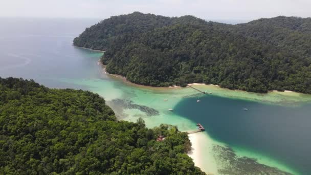 Manukan Mamutik和Sapi Kota Kinabalu Sabah Malaysia群岛内的海滩景观 — 图库视频影像
