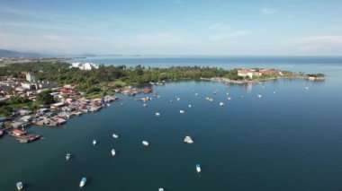 Kota Kinabalu, Sabah Malezya 14 Haziran 2022: Kota Kinabalu Şehir Merkezi Rıhtım ve Kordon Bölgesi